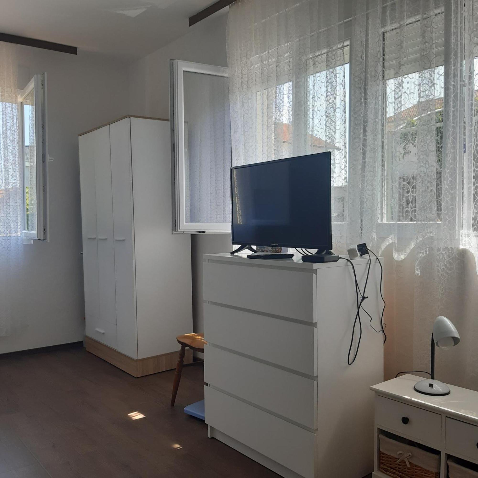 Sunny Apartment